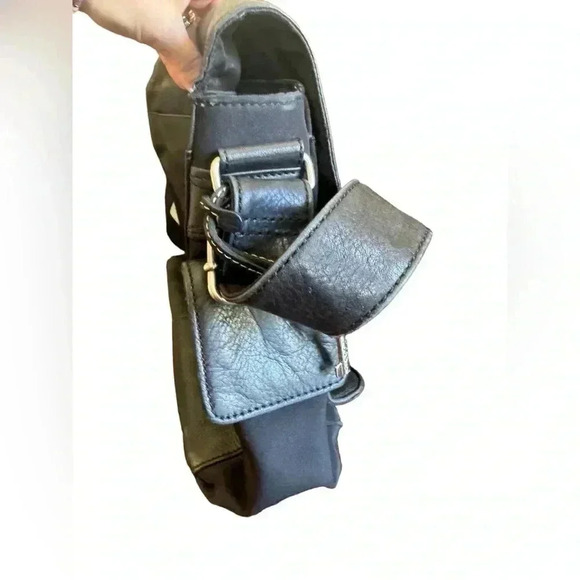 Fossil Leather Microfiber Black large Multi Pocket Shoulder Tote Messenger Bag - Picture 10 of 16